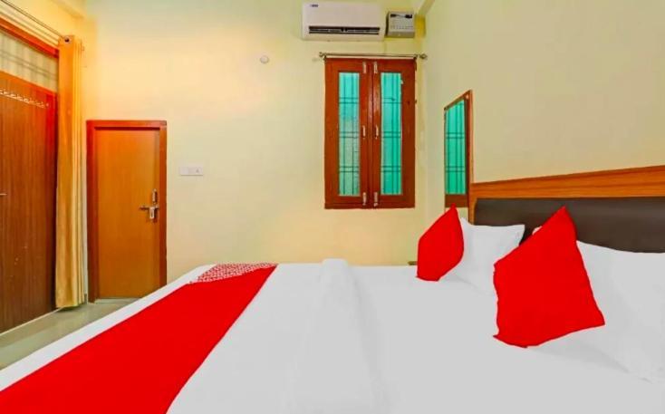 Kk Guest House Лакнау Екстериор снимка