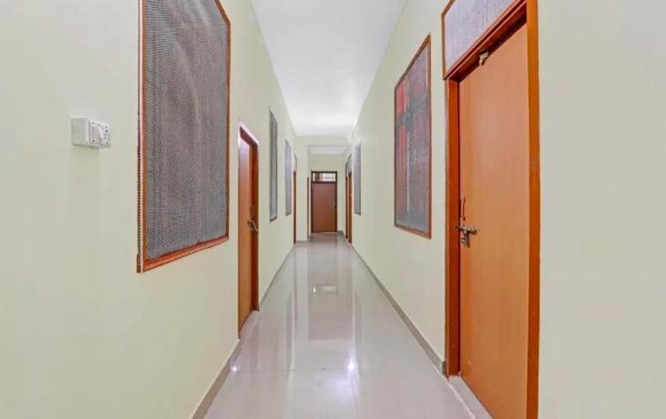 Kk Guest House Лакнау Екстериор снимка